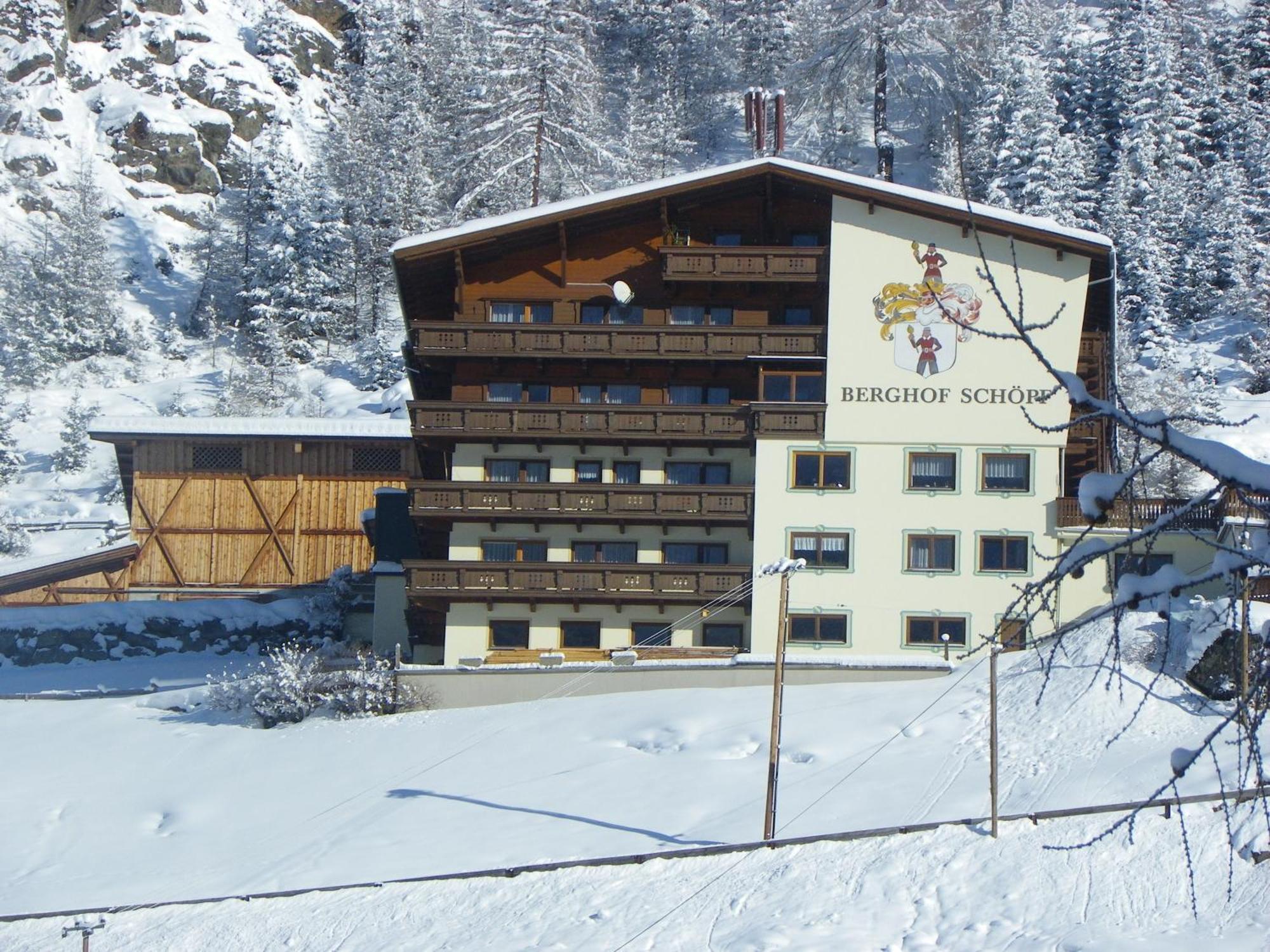 Gaestehaus Berghof Schoepf Langenfeld Exterior photo